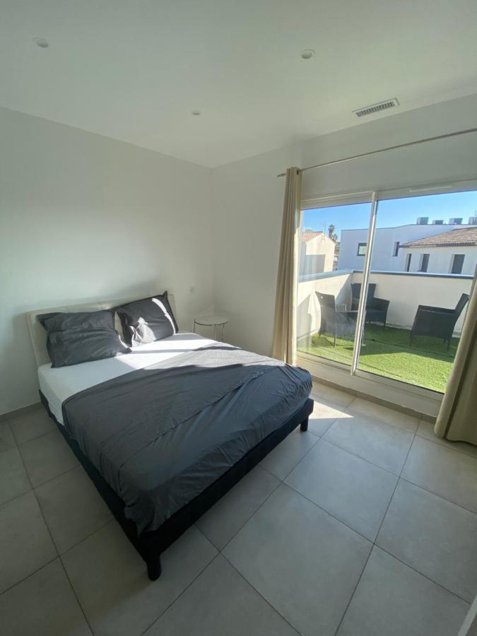 Proche Plage ,Lumineux, Confort Et Bien Situe Villa Mèze Exteriör bild